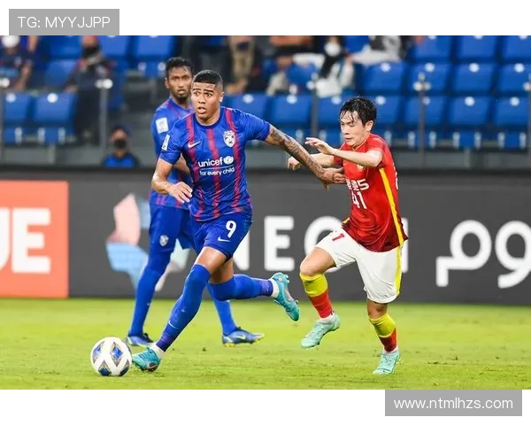 28岁蓉城中卫亚冠多次失误连累球队四失球